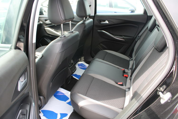 Opel Grandland X 1.6 Turbo Elegance Bussines Pack Automat zdjęcie 13