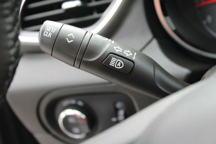 Opel Grandland X 1.6 Turbo Elegance Bussines Pack Automat zdjęcie 20