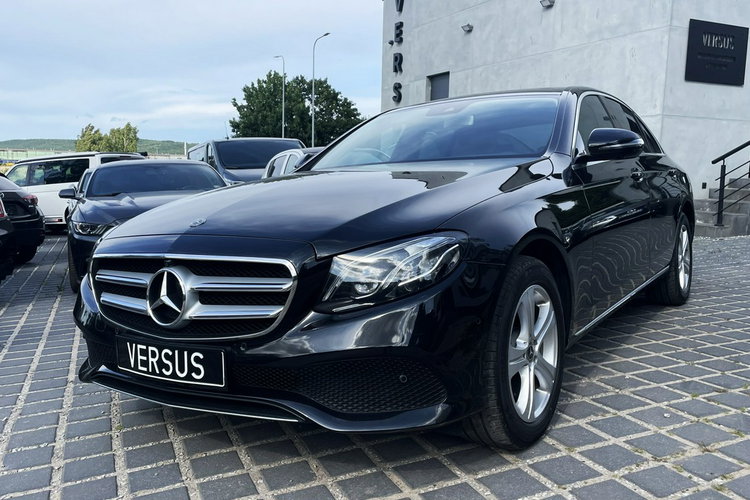 Mercedes E 220 220D 195KM 4Matic - Burmester Full Led Kamery 360 Martwe Pole zdjęcie 1