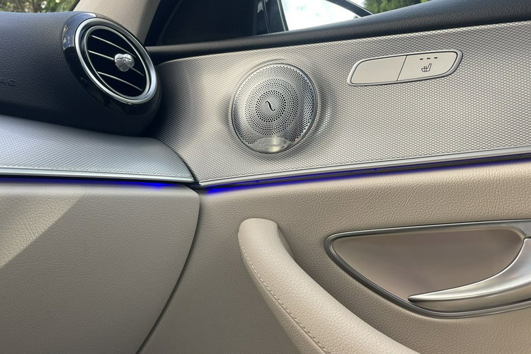 Mercedes E 220 220D 195KM 4Matic - Burmester Full Led Kamery 360 Martwe Pole zdjęcie 11