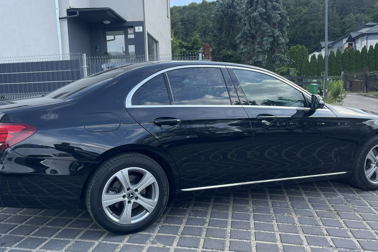 Mercedes E 220 220D 195KM 4Matic - Burmester Full Led Kamery 360 Martwe Pole zdjęcie 21