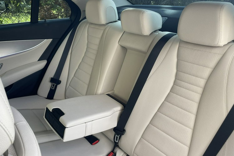 Mercedes E 220 220D 195KM 4Matic - Burmester Full Led Kamery 360 Martwe Pole zdjęcie 22