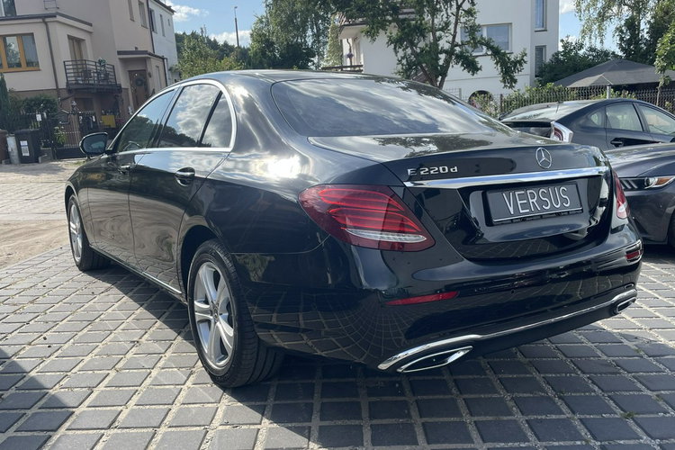 Mercedes E 220 220D 195KM 4Matic - Burmester Full Led Kamery 360 Martwe Pole zdjęcie 6