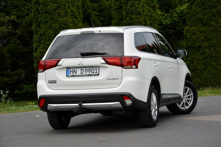 Mitsubishi Outlander 2.0(150KM) Lift 98 tys przebieg Ledy Kamera Alu Grzane fotele ASO zdjęcie 15