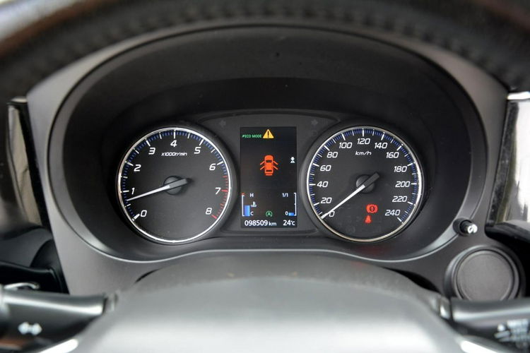 Mitsubishi Outlander 2.0(150KM) Lift 98 tys przebieg Ledy Kamera Alu Grzane fotele ASO zdjęcie 25