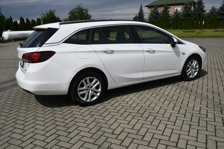 Opel Astra 1.4Turbo Benz. Navigacja.Klimatr 2 str.Parktr.Temp.Ledy.LIFT . zdjęcie 10