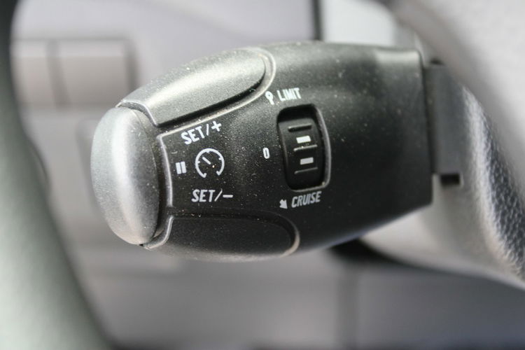 Peugeot Partner 3-osobowe L2H1 Gwarancja zdjęcie 14