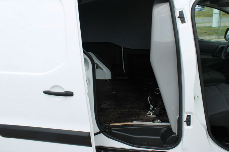 Peugeot Partner 3-osobowe L2H1 Gwarancja zdjęcie 19