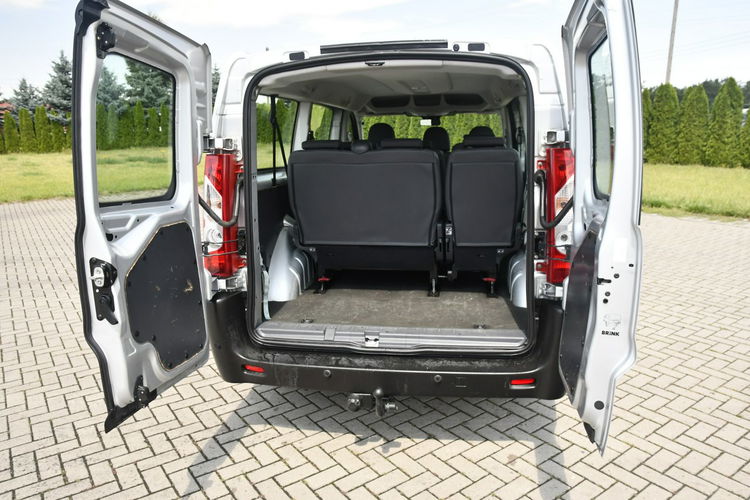 Peugeot Expert 2.0hdi 9 Osobowy.Tempomat.Klimatyzacja.El.Szyby.Centralka.kred zdjęcie 18