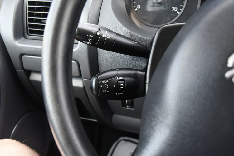 Peugeot Expert 2.0hdi 9 Osobowy.Tempomat.Klimatyzacja.El.Szyby.Centralka.kred zdjęcie 24