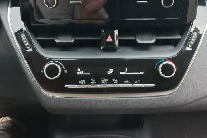 Toyota Corolla 1.6 16V Valvematic 132KM FV23% 1rej.2020r 37300 export zdjęcie 12