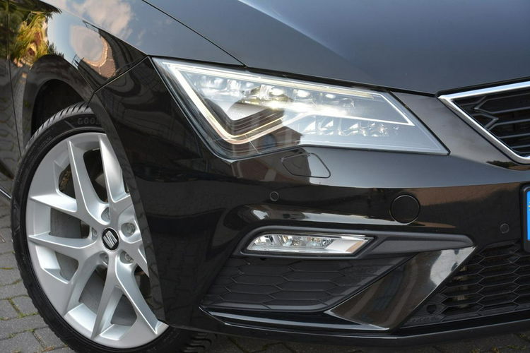 Leon FR_Full Led Skóry Navi Panorama Radar ACC Seat Sound 2xParktr Alu 18 zdjęcie 8