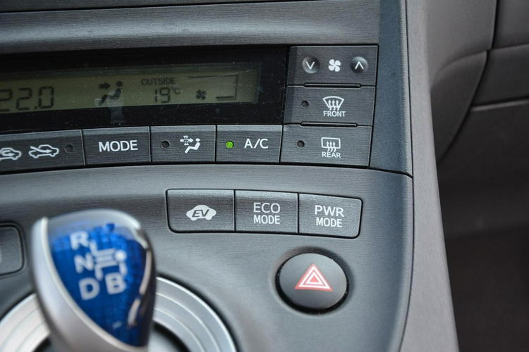 Toyota Prius 108 Przebieg Xenon Keyless go Head Up Oryginał zdjęcie 27