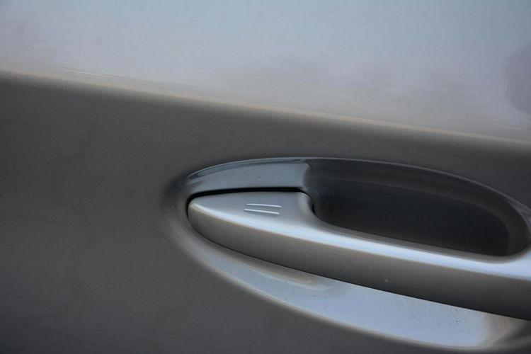 Toyota Prius 108 Przebieg Xenon Keyless go Head Up Oryginał zdjęcie 31