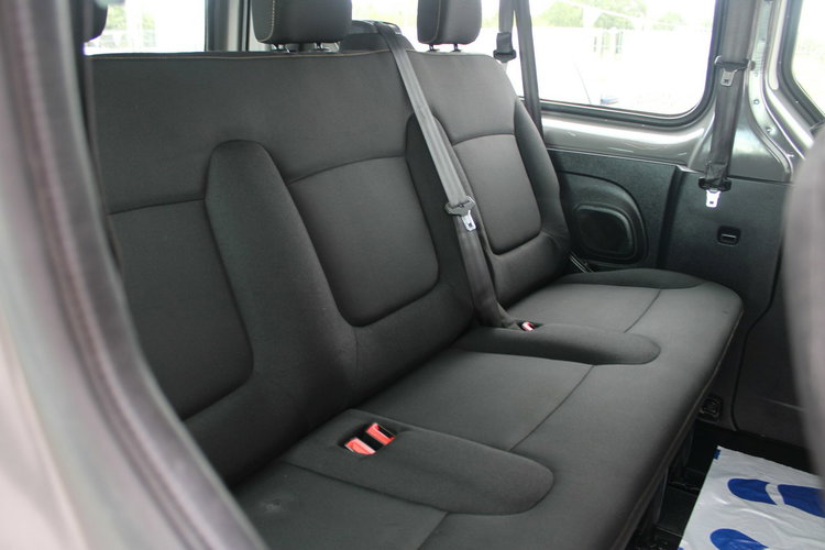 Renault Trafic L2 9 Osobowy F-vat netto 62 520 PLN Gwarancja Salon Polska zdjęcie 12