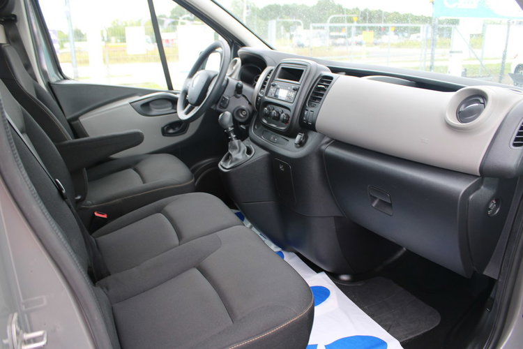 Renault Trafic L2 9 Osobowy F-vat netto 62 520 PLN Gwarancja Salon Polska zdjęcie 15
