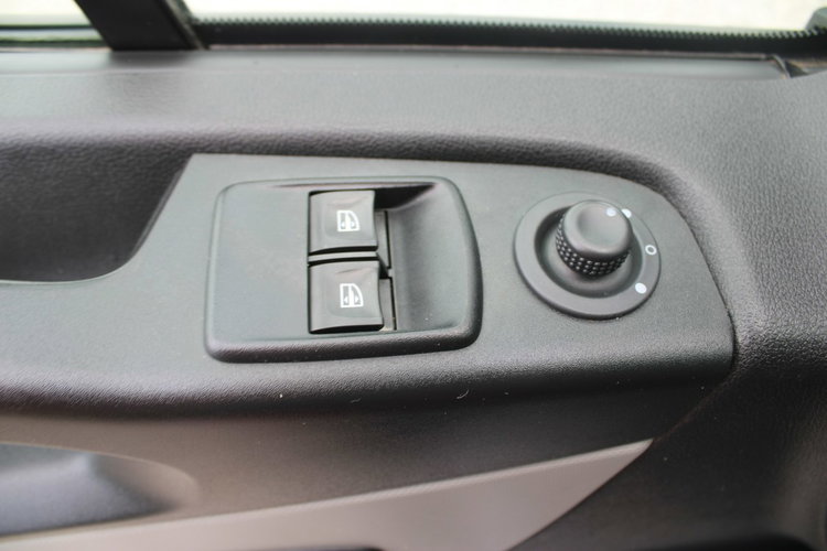 Renault Trafic L2 9 Osobowy F-vat netto 62 520 PLN Gwarancja Salon Polska zdjęcie 17