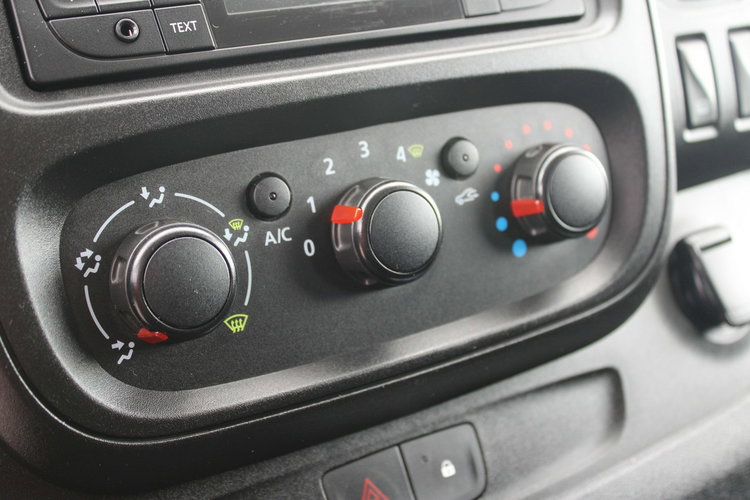 Renault Trafic L2 9 Osobowy F-vat netto 62 520 PLN Gwarancja Salon Polska zdjęcie 22