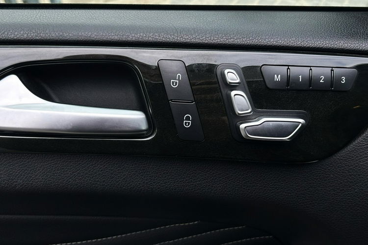 Mercedes GLE 350 Salon PL FV23% Pneumat HUD Wentyle Masaż El.klapa El.fotele Kamery 360 zdjęcie 11