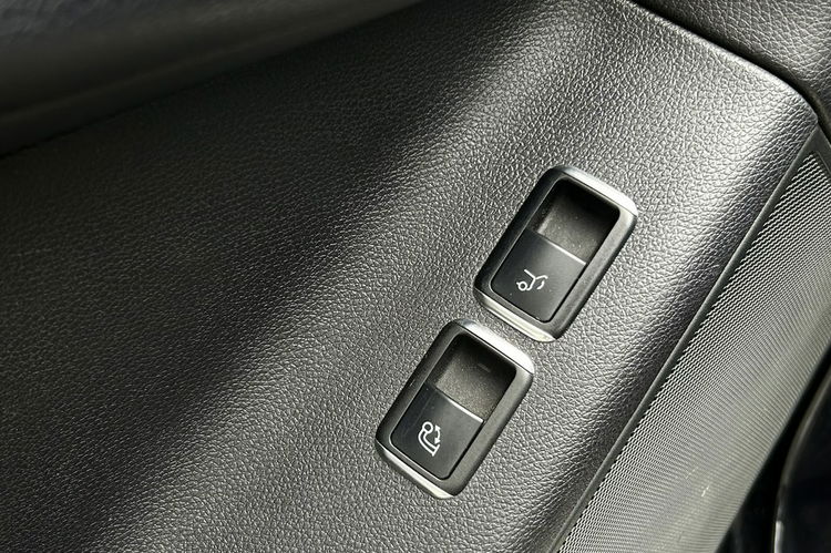 Mercedes GLE 350 Salon PL FV23% Pneumat HUD Wentyle Masaż El.klapa El.fotele Kamery 360 zdjęcie 14