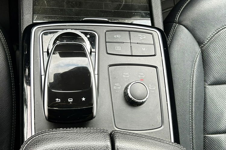 Mercedes GLE 350 Salon PL FV23% Pneumat HUD Wentyle Masaż El.klapa El.fotele Kamery 360 zdjęcie 9
