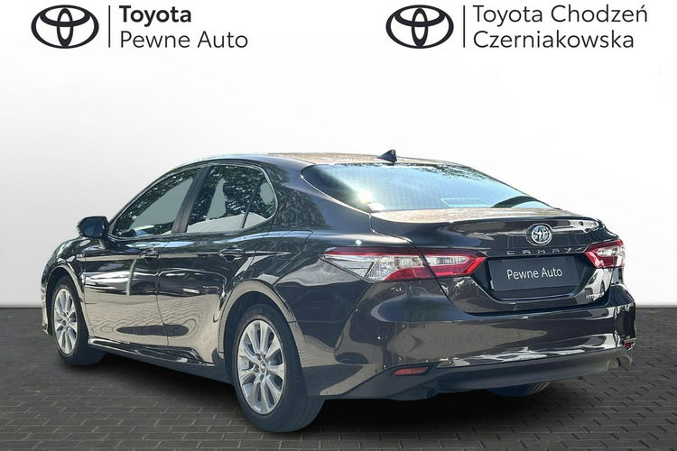 Toyota Camry 2.5 HSD 218KM COMFORT, salon Polska, gwarancja, FV23% zdjęcie 3