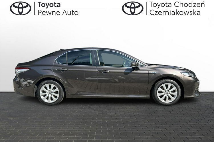 Toyota Camry 2.5 HSD 218KM COMFORT, salon Polska, gwarancja, FV23% zdjęcie 6