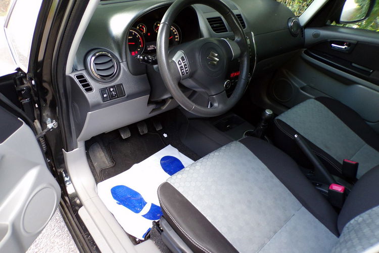 Suzuki SX4 Klimatronic /4x4 /webasto /1.6 /120KM /2015/88000Km zdjęcie 23