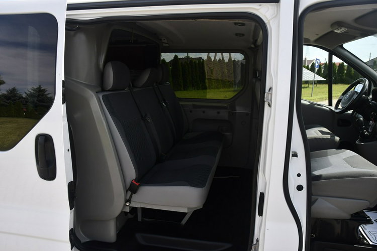 Renault Trafic 2.0dci 5 osób, zarejestrowany, klimatyzacja, zdjęcie 12