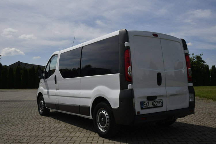 Renault Trafic 2.0dci 5 osób, zarejestrowany, klimatyzacja, zdjęcie 6