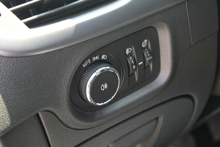 Opel Astra EDITION 131HP F-vat Salon Polska Gwarancja zdjęcie 15