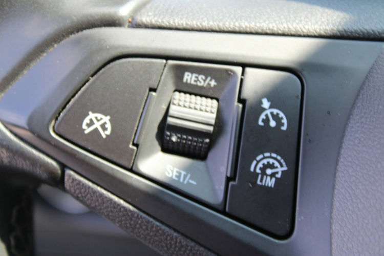 Opel Astra EDITION 131HP F-vat Salon Polska Gwarancja zdjęcie 16