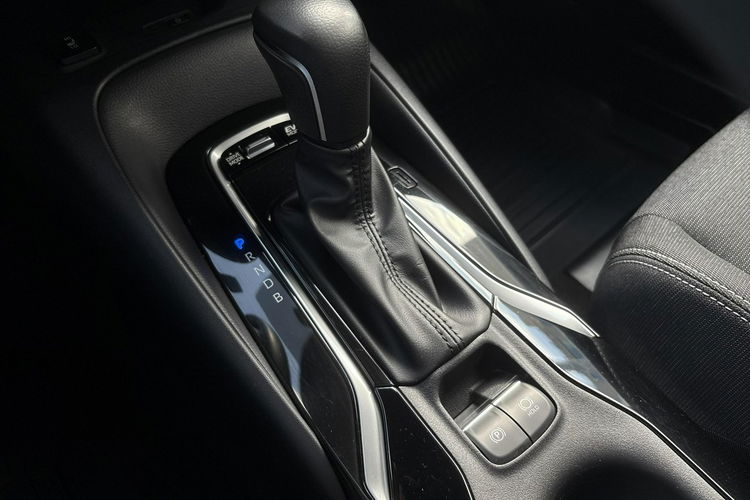 Toyota Corolla 1.8 Hybrid 140KM COMFORT TECH, salon Polska, gwarancja, FV23% zdjęcie 17