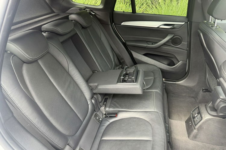 BMW X1 Bardzo zadbana zdjęcie 12