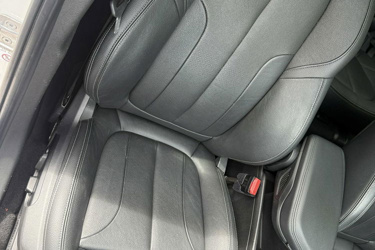 BMW X1 Bardzo zadbana zdjęcie 7