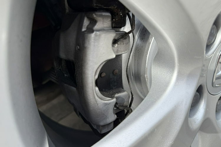 Honda Civic 1.8 V TEC Zadbana Serwisowana z bardzo niskim przebiegiem zdjęcie 29