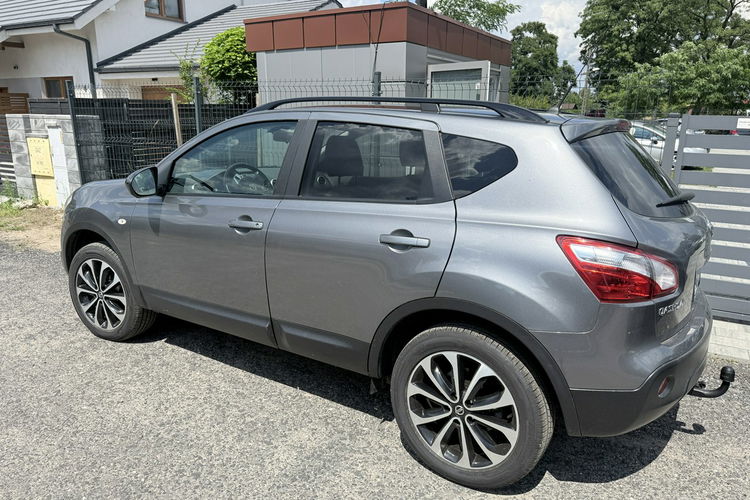 Nissan Qashqai Zadbany Bezwypadkowy Niski oryginalny przebieg zdjęcie 15