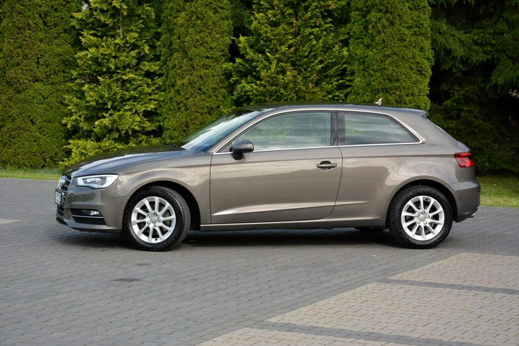 Audi A3 1.6TDI(105KM) bi-xenon Ledy Navi Parktronic Klimatronik Alu16" zdjęcie 4