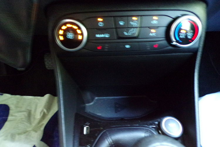Ford Fiesta Klima /Gwarancja /I właść /2019 zdjęcie 25
