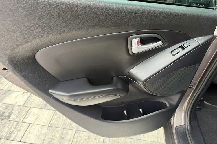 Hyundai ix35 4x4 automat FULL OPCJA zadbany zdjęcie 17
