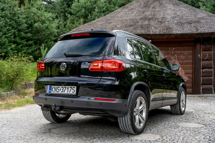 Volkswagen Tiguan Lounge 2.0 TDI 150km / 4Motion / Bogate wyposażenie / Bezwypadkowy zdjęcie 13