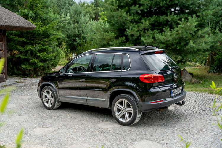 Volkswagen Tiguan Lounge 2.0 TDI 150km / 4Motion / Bogate wyposażenie / Bezwypadkowy zdjęcie 18