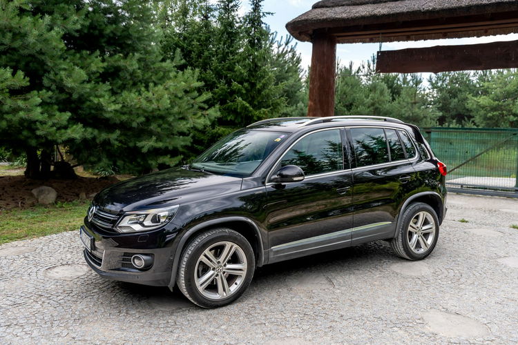 Volkswagen Tiguan Lounge 2.0 TDI 150km / 4Motion / Bogate wyposażenie / Bezwypadkowy zdjęcie 19