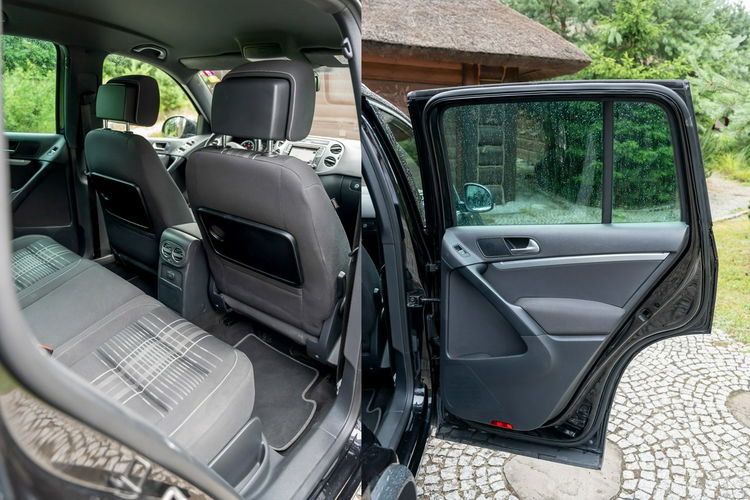 Volkswagen Tiguan Lounge 2.0 TDI 150km / 4Motion / Bogate wyposażenie / Bezwypadkowy zdjęcie 61