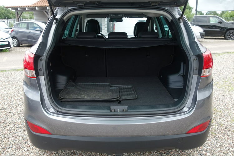 ix35 Hyundai IX35 2012 1.7 diesel 115km niski przebieg bezwypadkowy zdjęcie 12