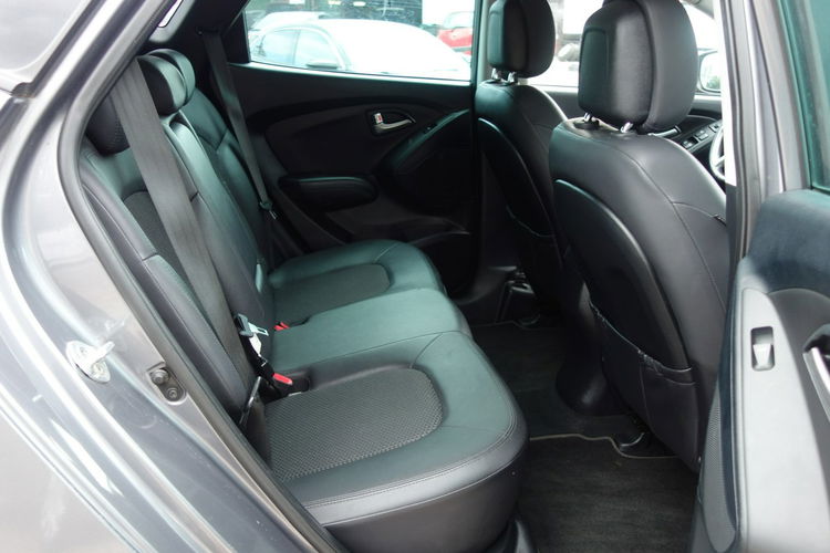 ix35 Hyundai IX35 2012 1.7 diesel 115km niski przebieg bezwypadkowy zdjęcie 13