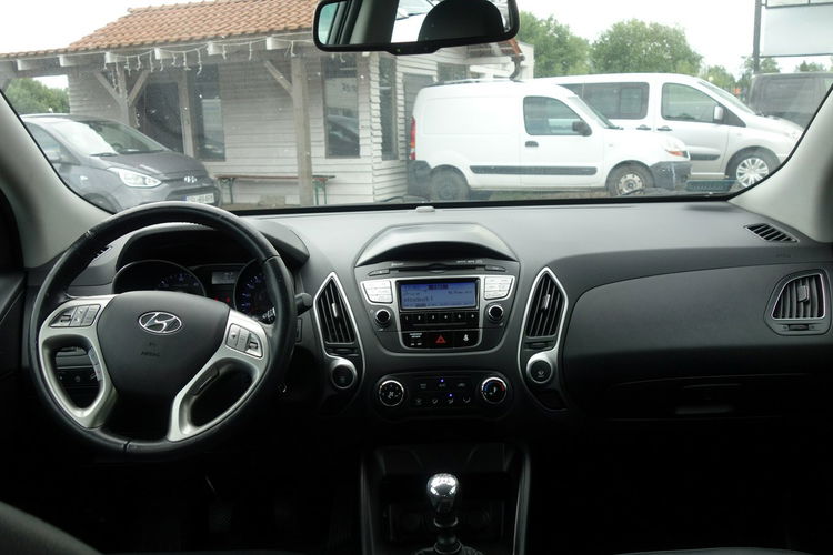 ix35 Hyundai IX35 2012 1.7 diesel 115km niski przebieg bezwypadkowy zdjęcie 17