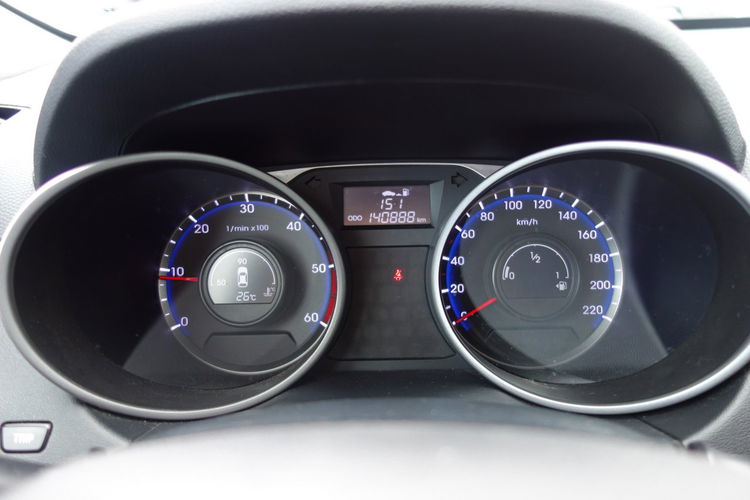 ix35 Hyundai IX35 2012 1.7 diesel 115km niski przebieg bezwypadkowy zdjęcie 23