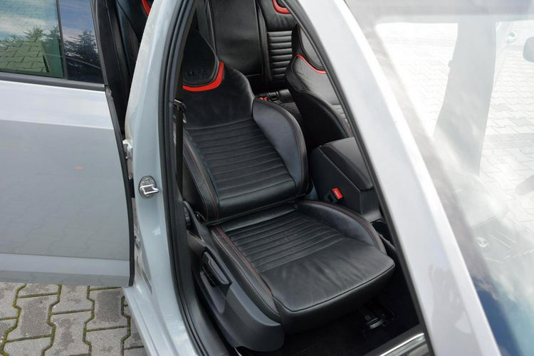 Skoda Octavia 2.0TDI(184KM)VRS Radar ACC Duża Navi Bi-Xenon Ledy Skóry 2xParkt Aso zdjęcie 23