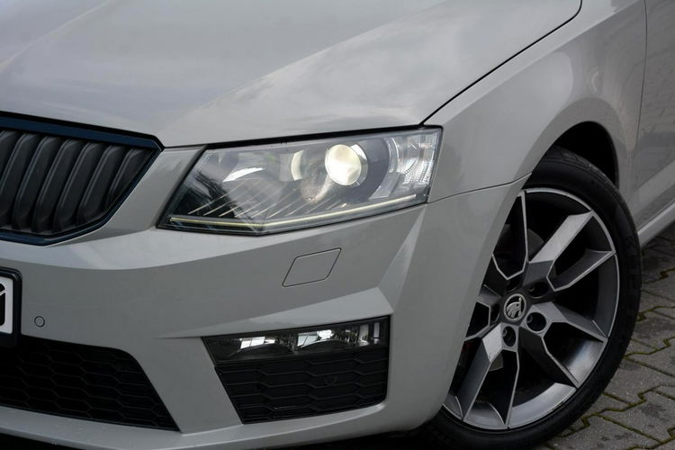 Skoda Octavia 2.0TDI(184KM)VRS Radar ACC Duża Navi Bi-Xenon Ledy Skóry 2xParkt Aso zdjęcie 8